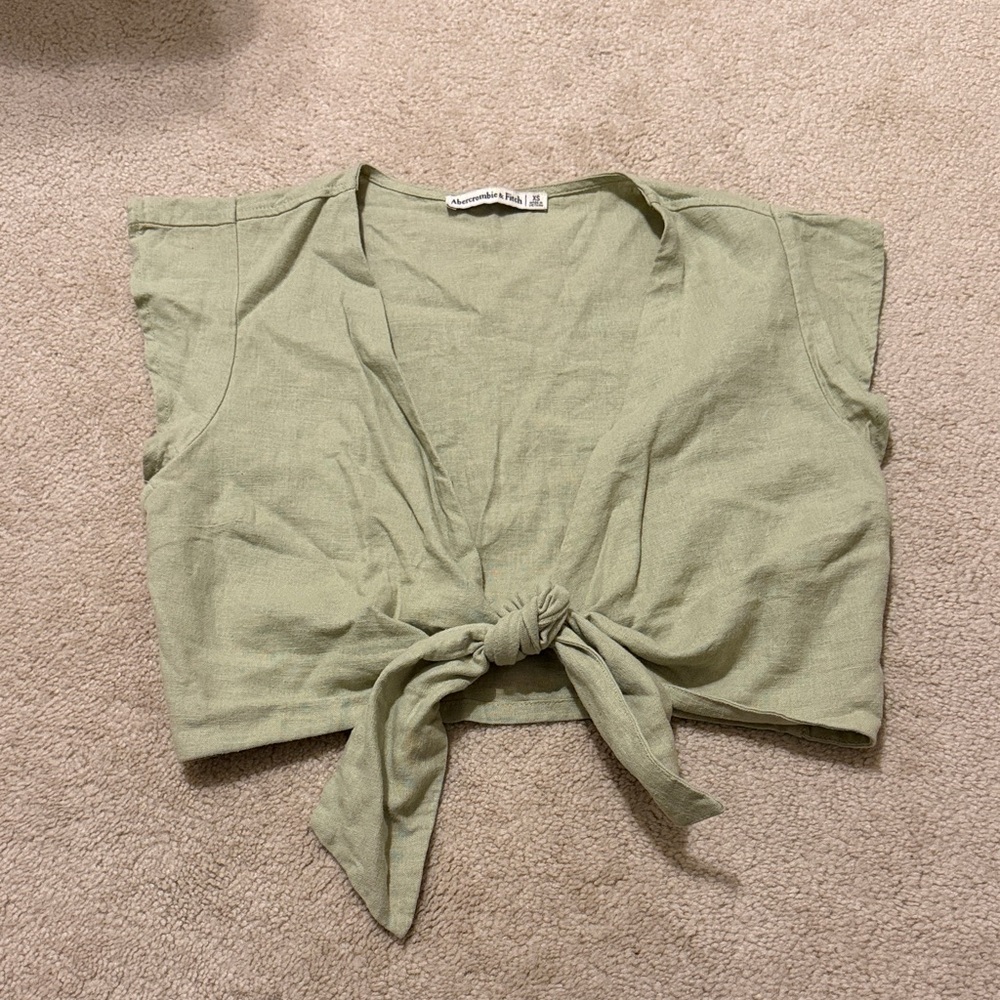 Abercrombie & Fitch Green Tie-Front Crop Top
